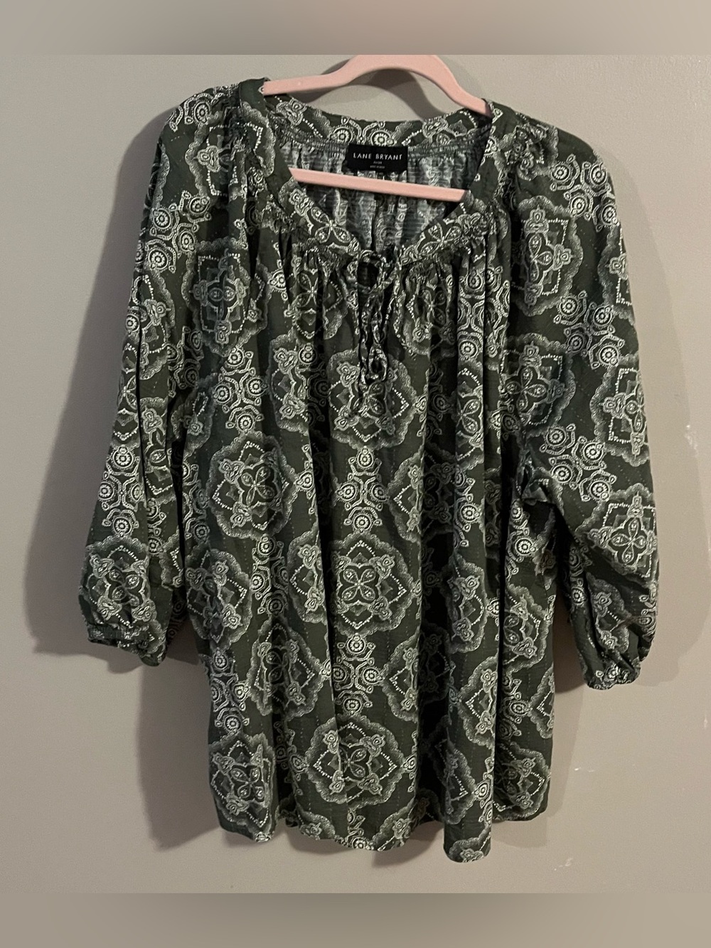 $6💚Bundled Lane Bryant Shirt